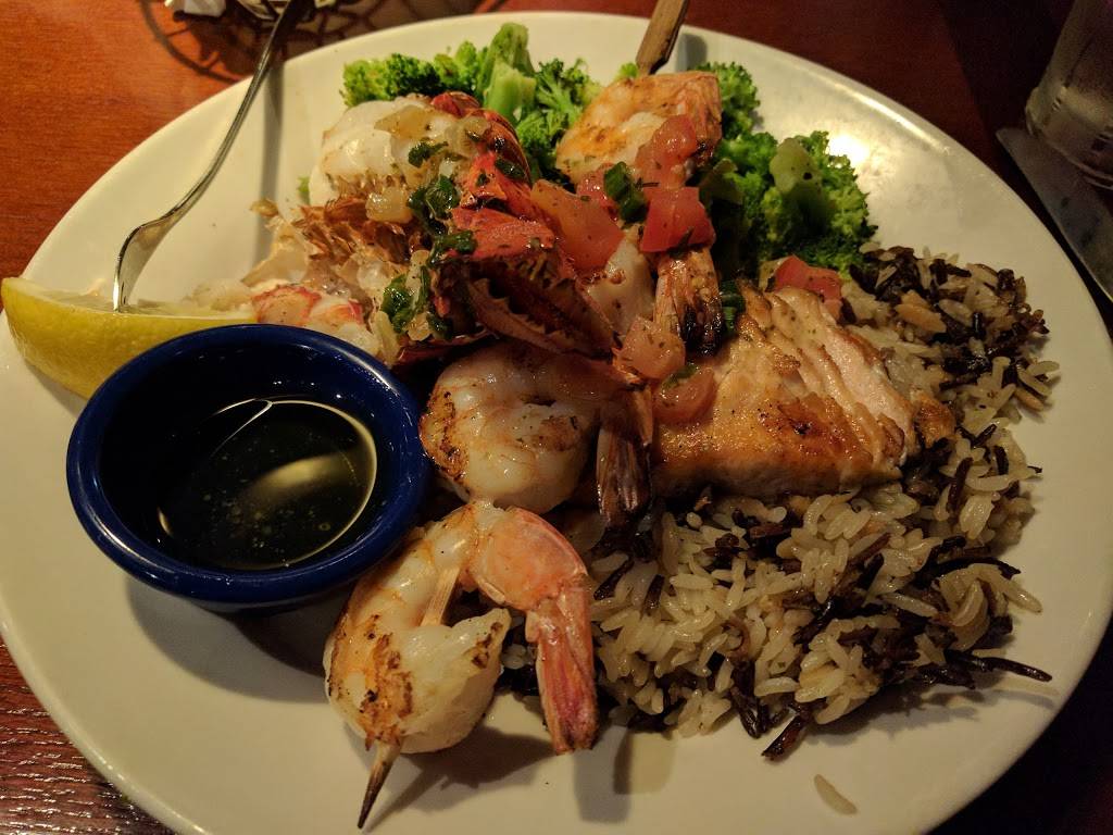 Red Lobster | restaurant | 1947 N Jackson St, Tullahoma, TN 37388, USA | 9313934030 OR +1 931-393-4030