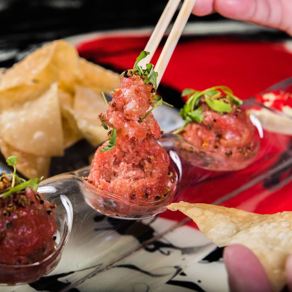 Crudos Fusion Art Hallandale | restaurant | 801 N Federal Hwy Ste 215, Hallandale Beach, FL 33009, USA | 9545892075 OR +1 954-589-2075