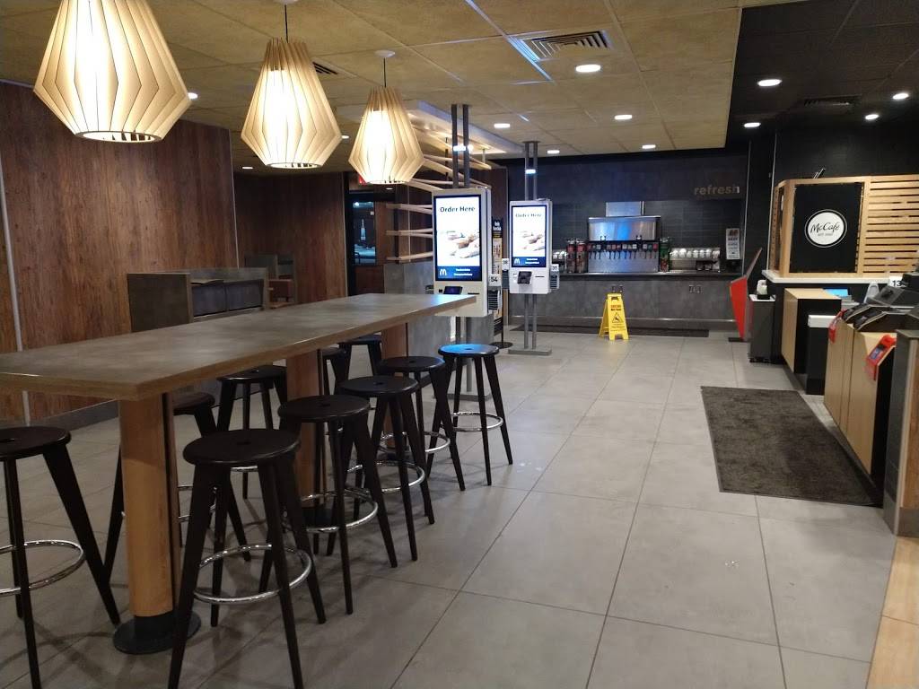 McDonalds | cafe | 150 East Ryno Rd, Coloma, MI 49038, USA | 2694683241 OR +1 269-468-3241