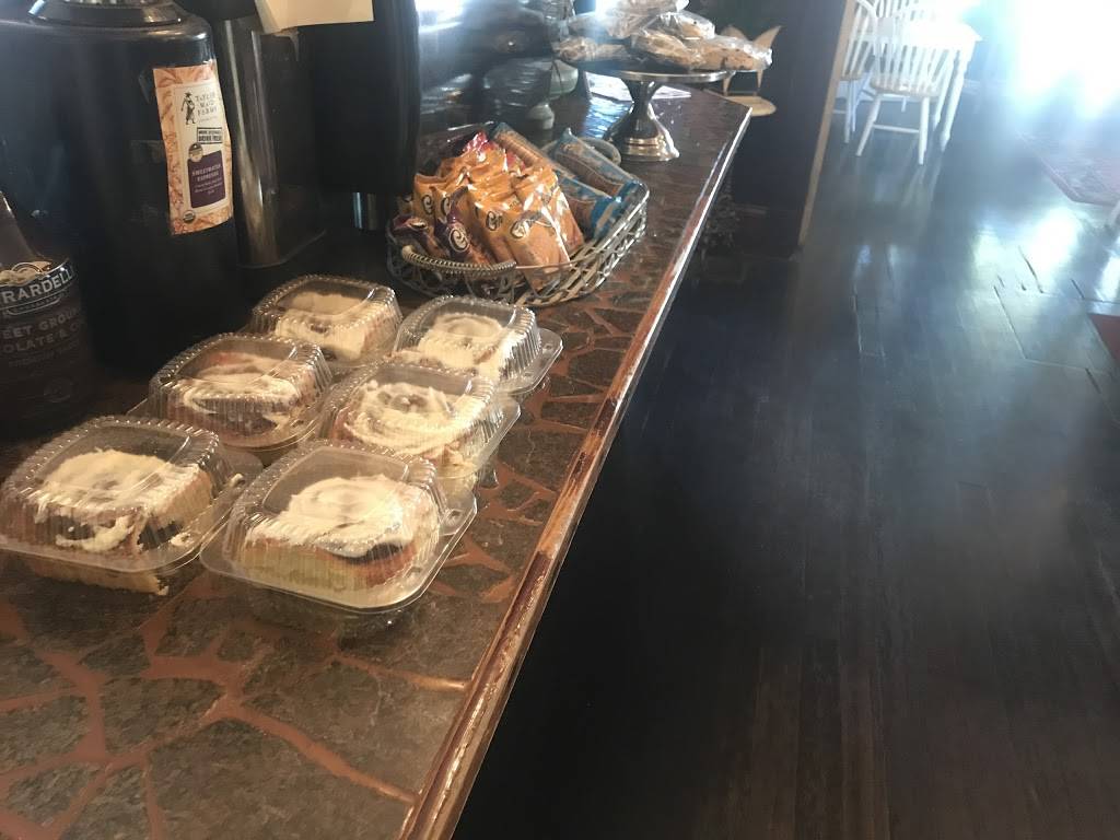 The Queen Bean Coffee House | bakery | 1126 14th St, Modesto, CA 95354, USA | 2095218000 OR +1 209-521-8000