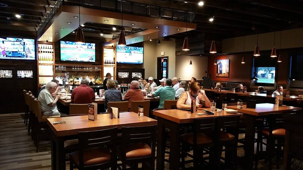 Outback Steakhouse | restaurant | 7211 Lake Andrew Dr, Melbourne, FL 32940, USA | 3212428115 OR +1 321-242-8115