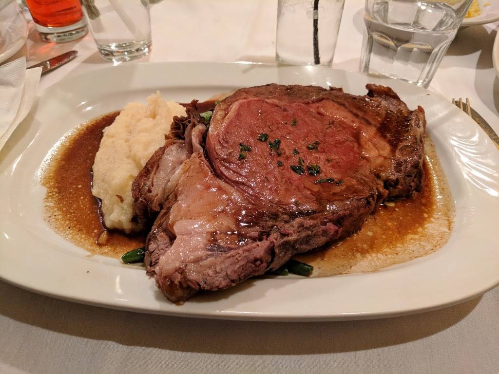 Vespuccis Restaurant | restaurant | 150 Main St, Cheshire, CT 06410, USA | 2032719143 OR +1 203-271-9143