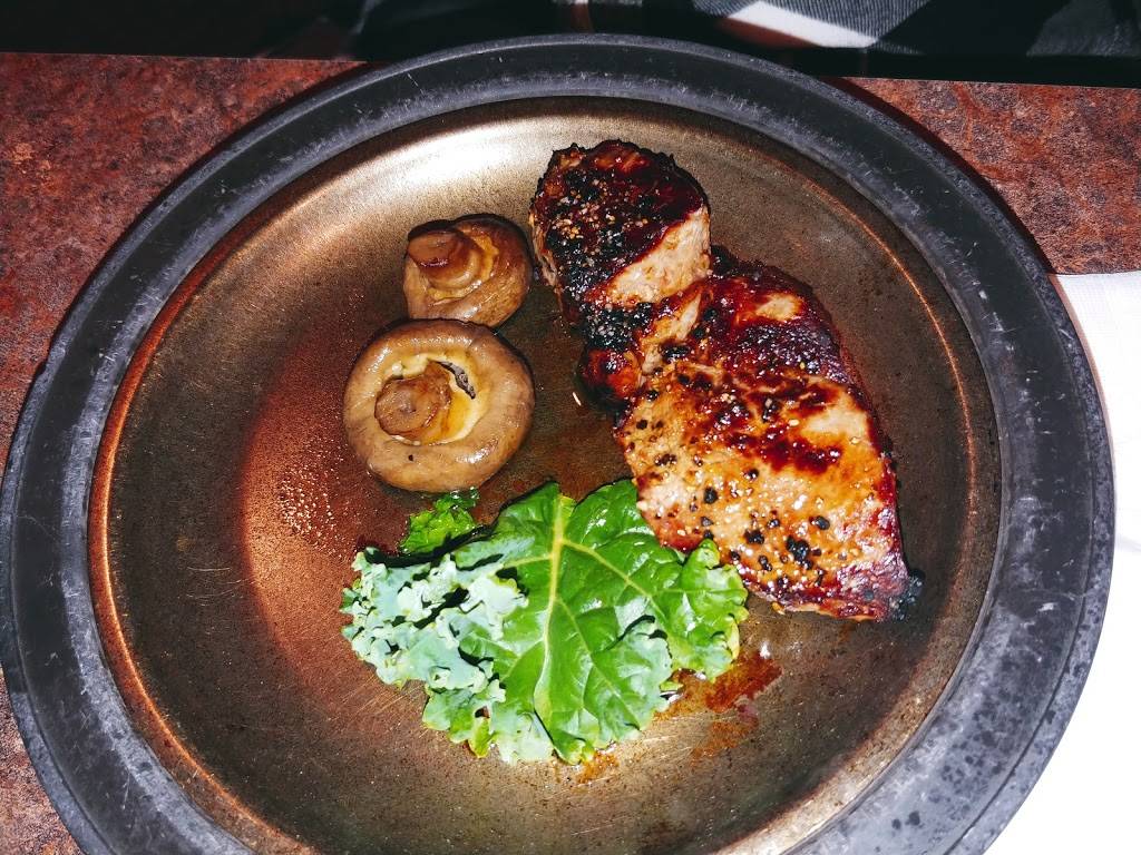 Grand Villa | restaurant | 3594 Chicago Dr SW, Grandville, MI 49418, USA | 6165381360 OR +1 616-538-1360