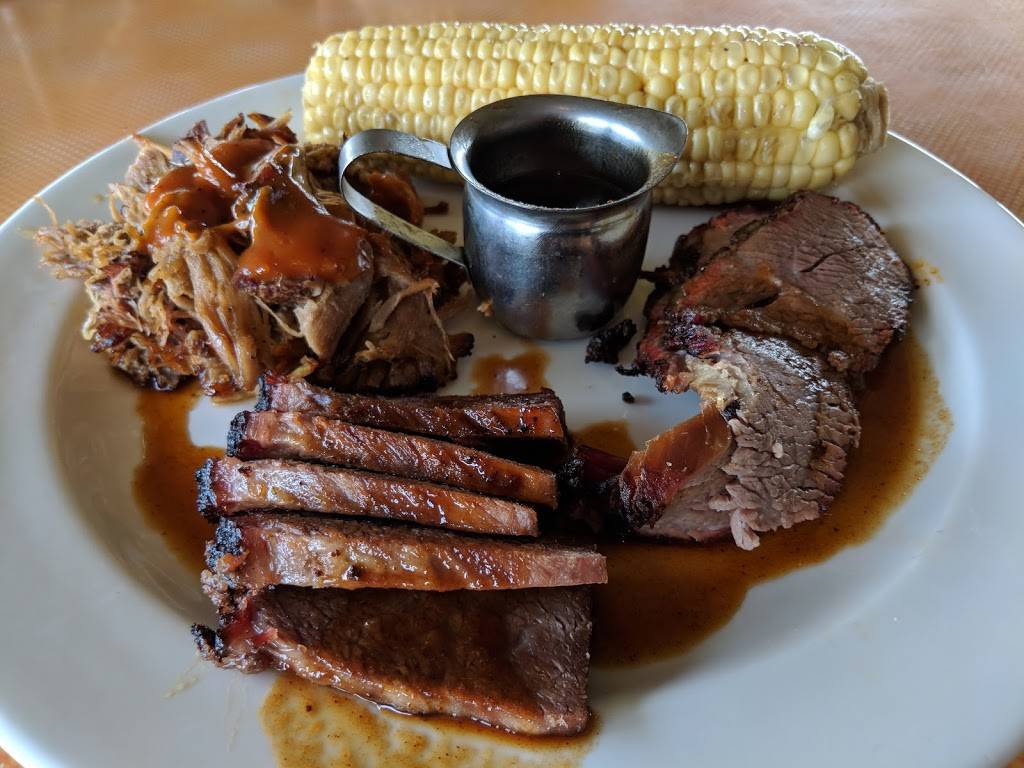 Lucilles Smokehouse Bar-B-Que | restaurant | 4611 Chino Hills Pkwy, Chino Hills, CA 91709, USA | 9095971227 OR +1 909-597-1227