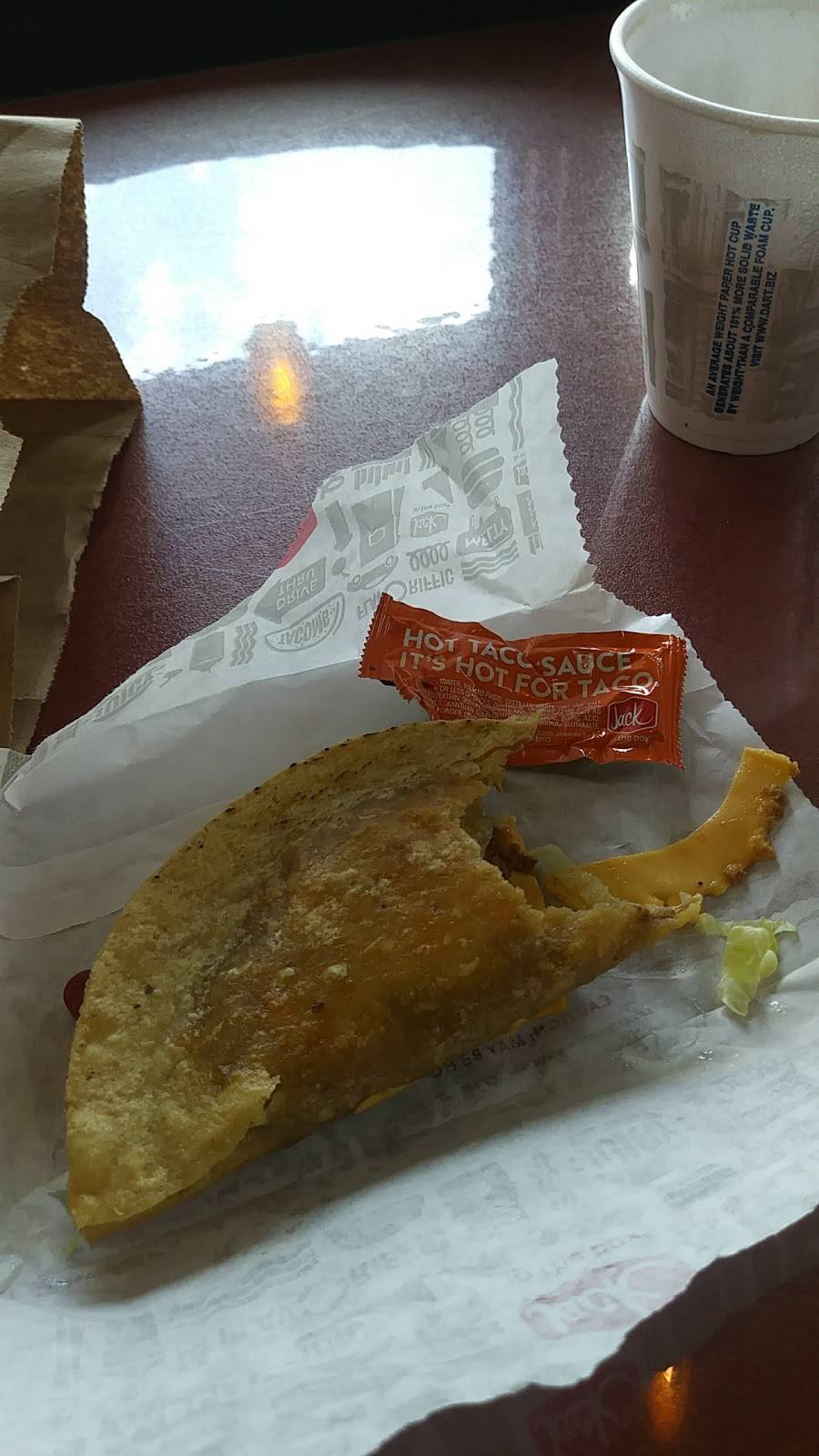 Jack in the Box | restaurant | 2097 E Orangethorpe Ave, Placentia, CA 92870, USA | 7149934579 OR +1 714-993-4579