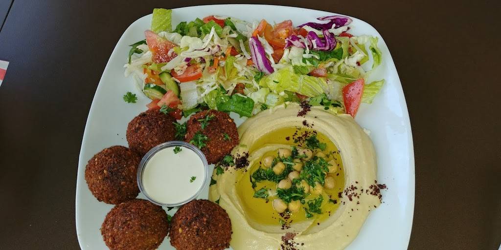 Palmyra Mediterranean House | restaurant | 5555 Eglinton Ave W, Etobicoke, ON M9C 5M1, Canada | 4166262345 OR +1 416-626-2345