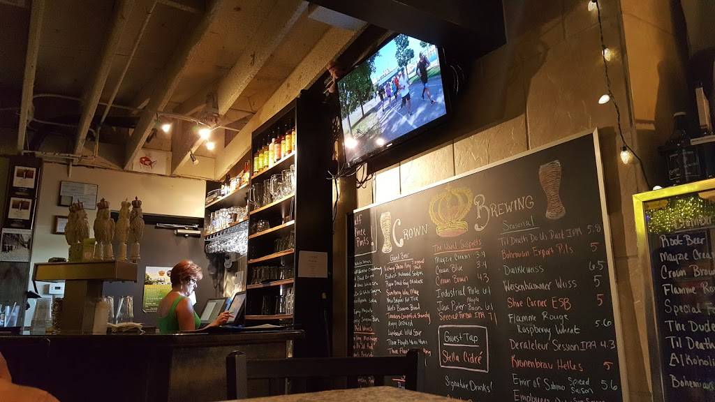 Crown Brewing | restaurant | 211 S East St #4058, Crown Point, IN 46307, USA | 2196634545 OR +1 219-663-4545