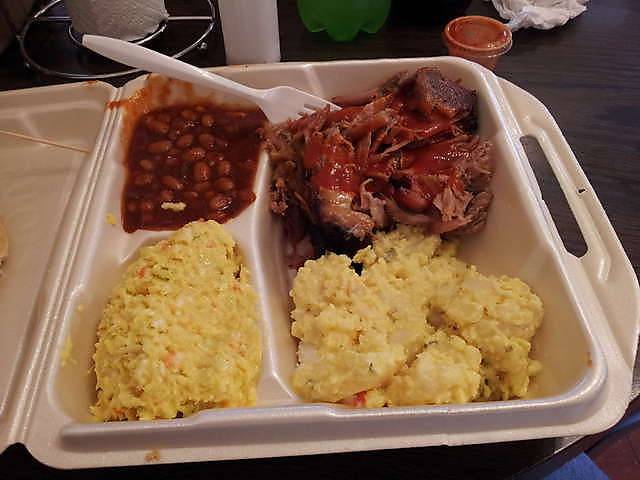 Brooks Barbecue | restaurant | 203 Union Ave, Muscle Shoals, AL 35661, USA | 2563811491 OR +1 256-381-1491