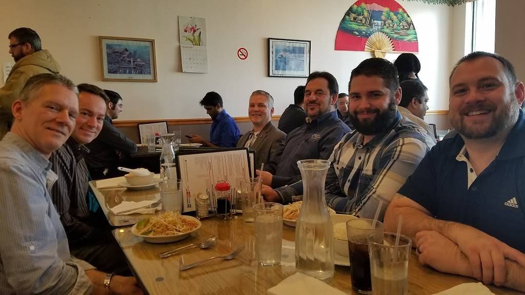 Mai Garlic Restaurant | restaurant | 36151 Plymouth Rd, Livonia, MI 48150, USA | 7342611516 OR +1 734-261-1516