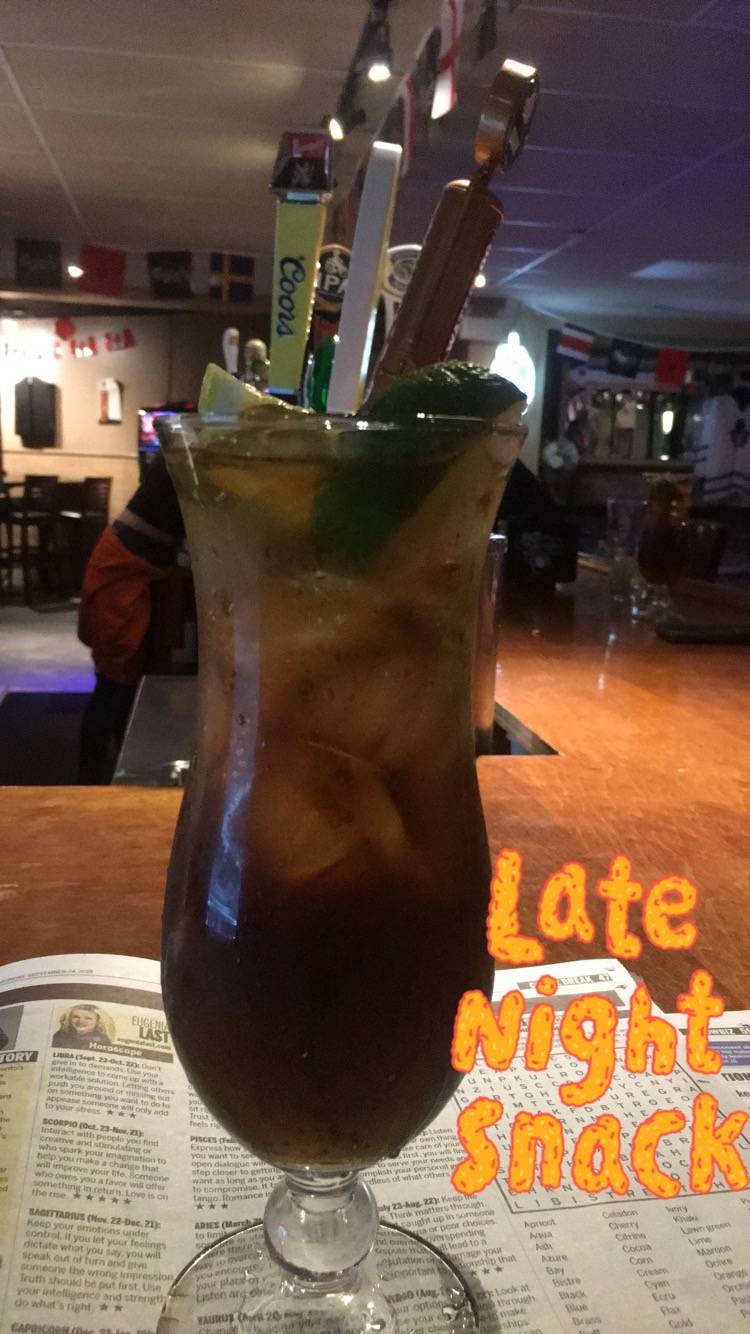 Sports Bar & Grill | restaurant | 200 Simcoe Ave, Keswick, ON L4P 2H7, Canada | 2892760420 OR +1 289-276-0420