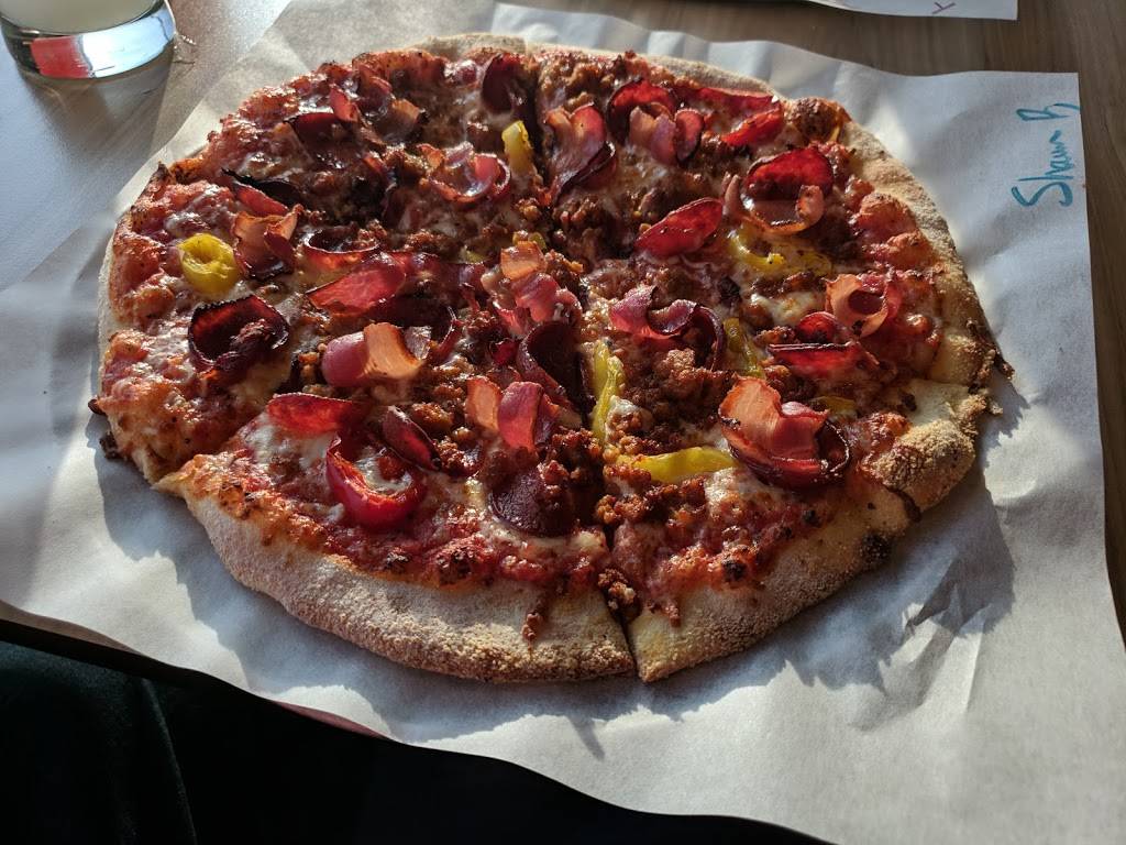 PizzBox La Boîte à Pizza St-Élie-RockForest | restaurant | 4700 Boul de Portland Suite 300, Sherbrooke, QC J1L 0H6, Canada | 8198200125 OR +1 819-820-0125