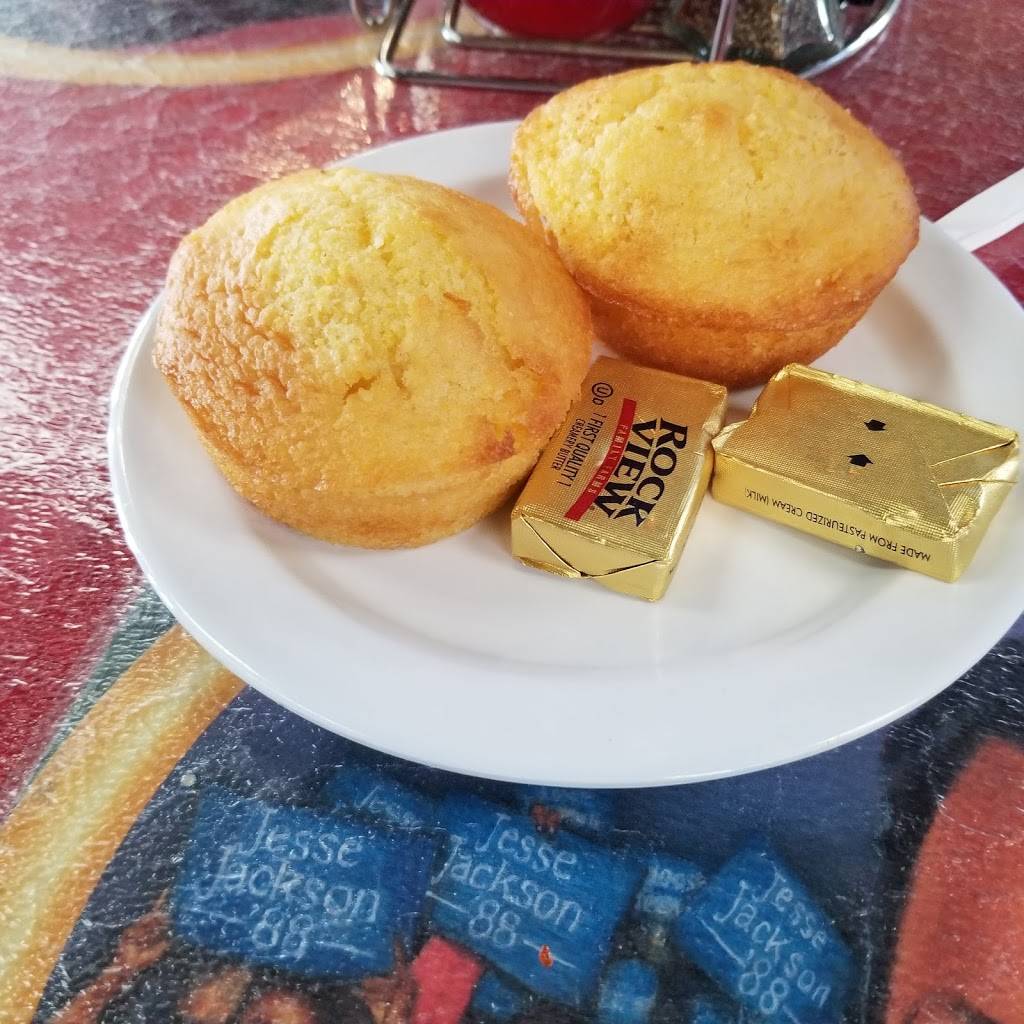 Ms. Bs M & M Soul Food | restaurant | 801 E Manchester Blvd, Inglewood, CA 90301, USA | 3104122800 OR +1 310-412-2800