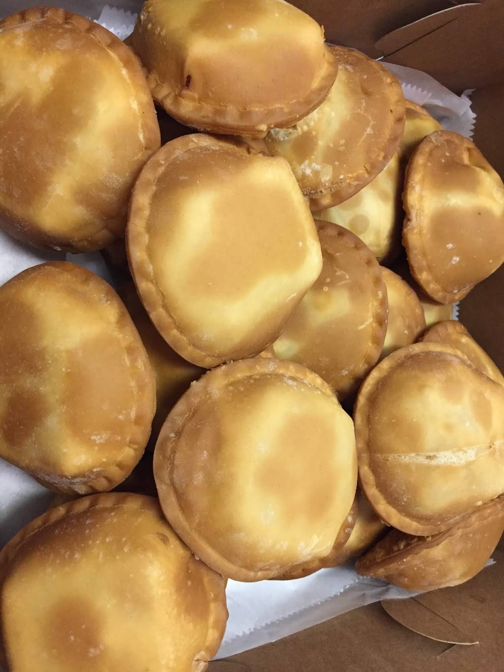 Pastelitos Papichys Tampa | restaurant | Unnamed Road, Tampa, FL 33634, USA | 8135919587 OR +1 813-591-9587