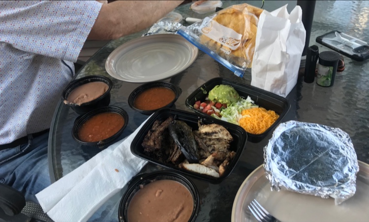 Fajita Petes - Lakewood | meal takeaway | 1920 Abrams Pkwy, Dallas, TX 75214, USA | 9726777640 OR +1 972-677-7640