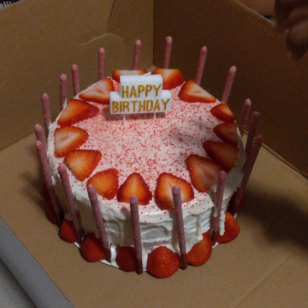 Purple Kisses Café & Bakery. | restaurant | N Hirst St, Philadelphia, PA 19151, USA | 2679823295 OR +1 267-982-3295