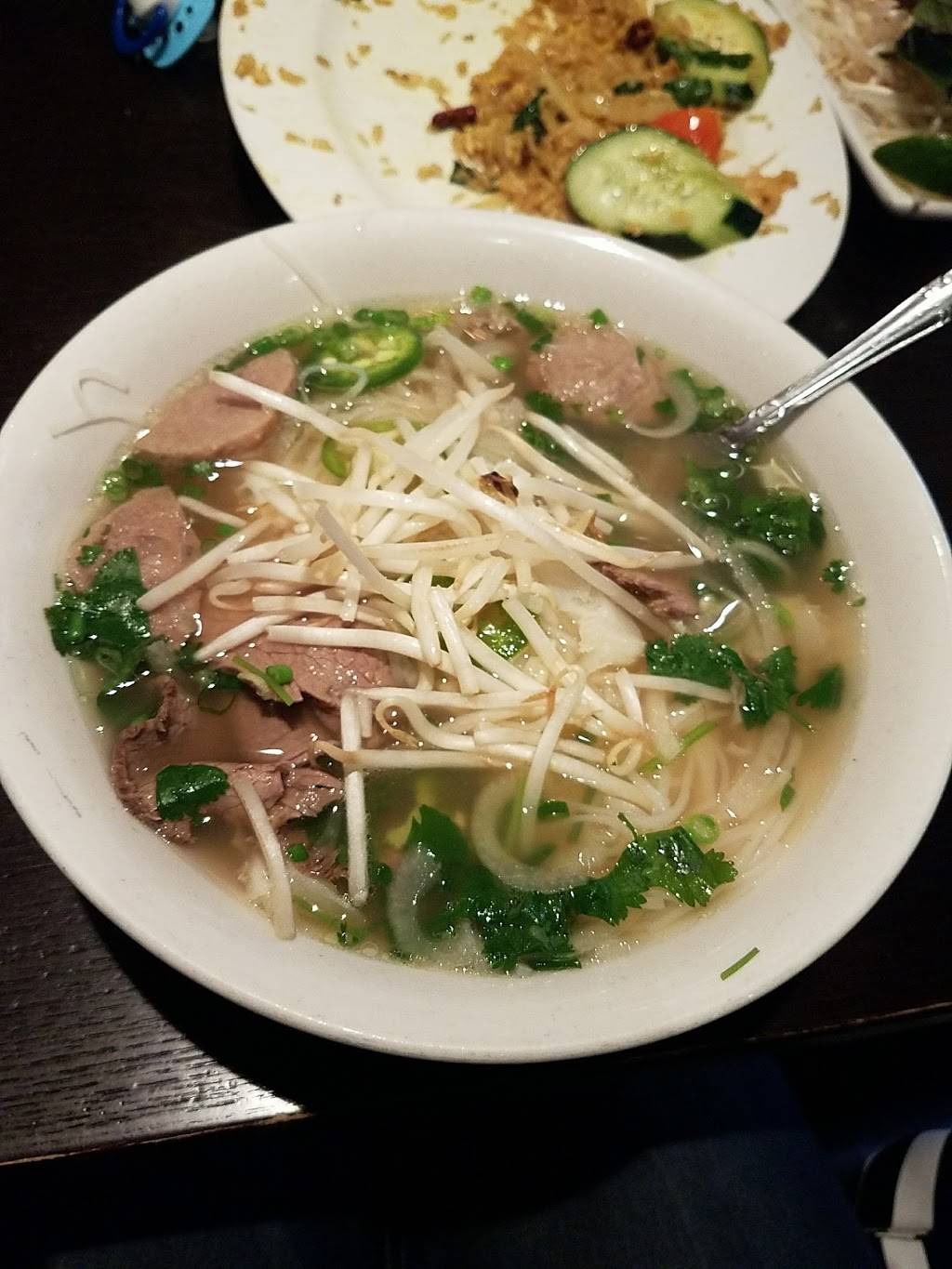 Lemongrass Asian Cuisine | restaurant | 3376 Wentworth Dr, Hemet, CA 92545, USA | 9517661506 OR +1 951-766-1506