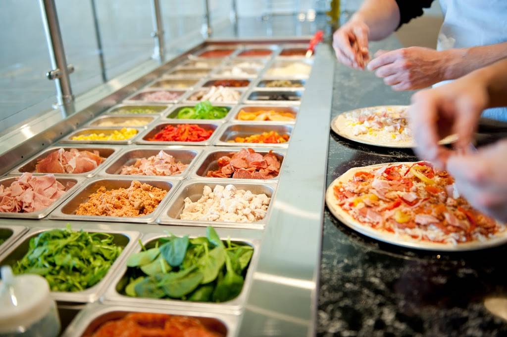 PizzBox La Boîte à Pizza St-Élie-RockForest | restaurant | 4700 Boul de Portland Suite 300, Sherbrooke, QC J1L 0H6, Canada | 8198200125 OR +1 819-820-0125