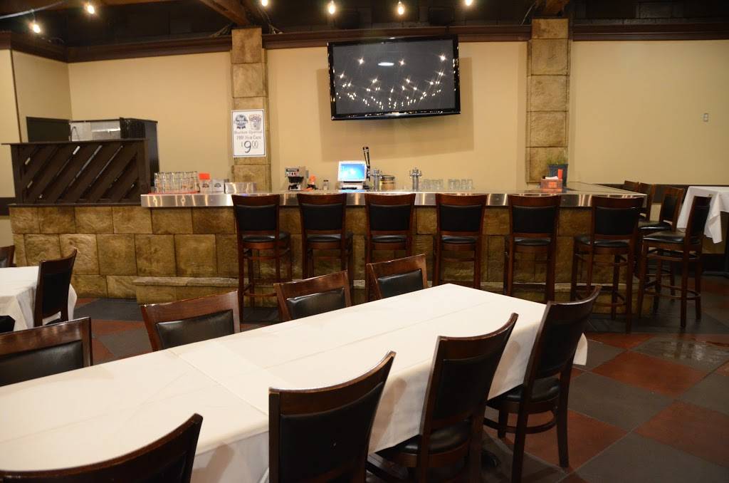 Hoppy Pig | restaurant | 135 N Kinzie Ave, Bradley, IL 60915, USA | 8156143134 OR +1 815-614-3134