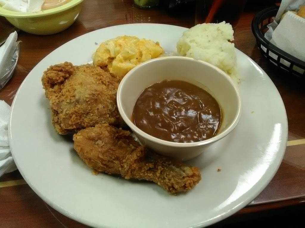 Smokehouse Barbecue & Home Cooking | restaurant | 1352 SC-72, Greenwood, SC 29649, USA | 8642293039 OR +1 864-229-3039