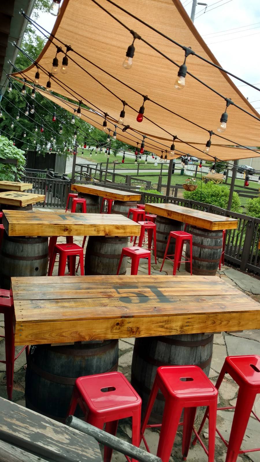 51st (Fifty First) Kitchen & Bar | restaurant | 5104 Illinois Ave, Nashville, TN 37209, USA | 6157126111 OR +1 615-712-6111