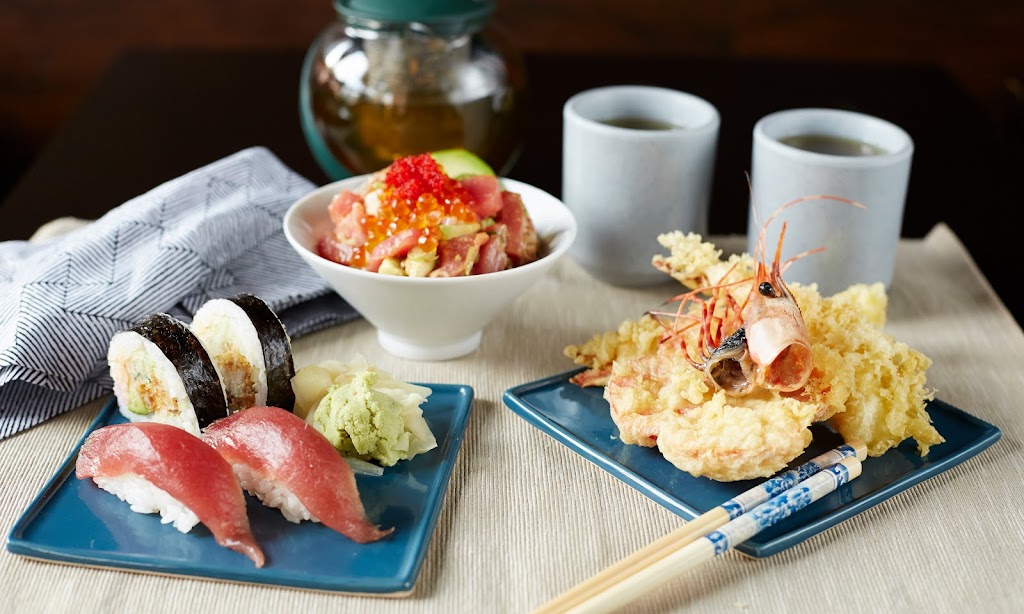 Gari Sushi Chicago | restaurant | 2507 W Fullerton Ave, Chicago, IL 60647, USA | 7739628723 OR +1 773-962-8723