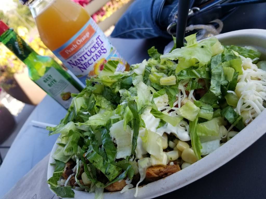 Chipotle Mexican Grill | restaurant | 4815 Commercial Dr #200, New Hartford, NY 13413, USA | 3157362467 OR +1 315-736-2467