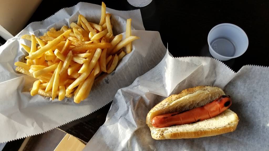 Backyard Grill | restaurant | 1825 2nd St, Highland Park, IL 60035, USA | 8476818400 OR +1 847-681-8400