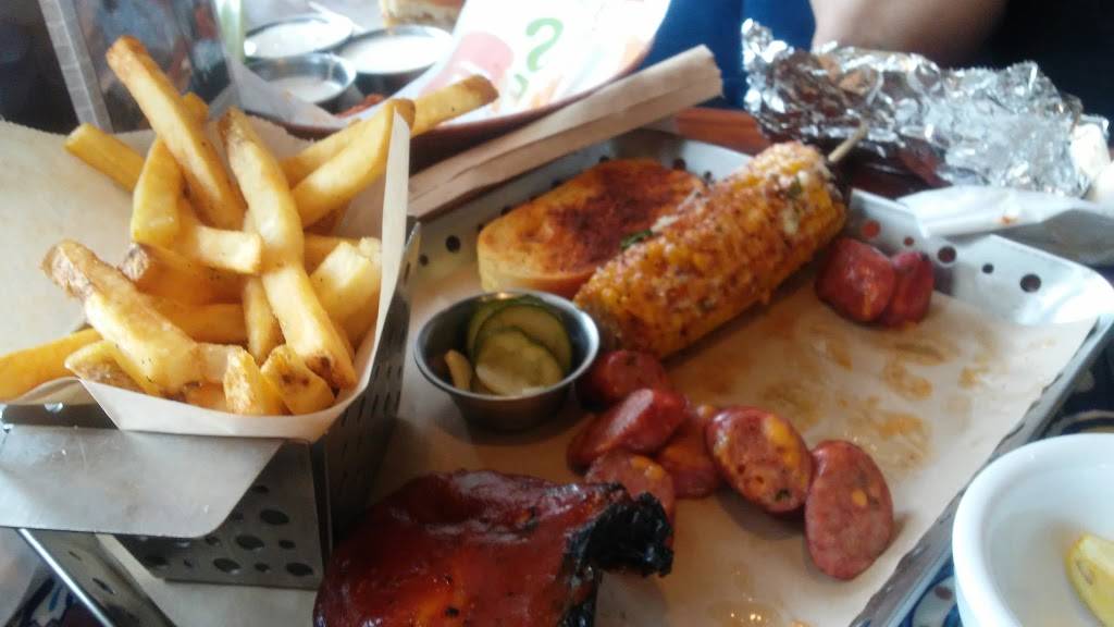 Chilis Grill & Bar | meal takeaway | 6943 38th St, Indianapolis, IN 46254, USA | 3173281767 OR +1 317-328-1767