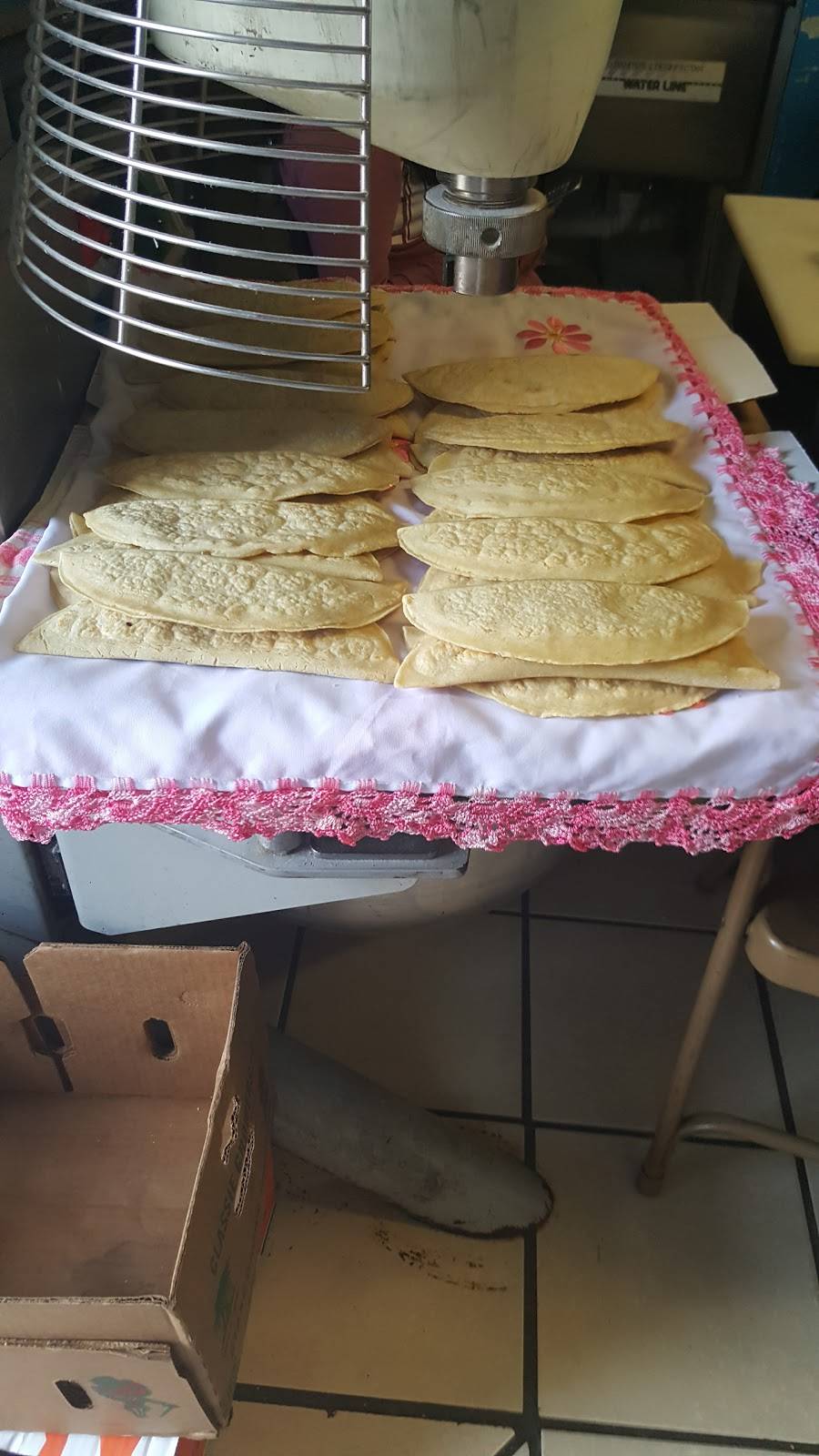 Amigos Pizzeria | restaurant | 2789 Hooper Ave, Brick, NJ 08723, USA | 7322793623 OR +1 732-279-3623