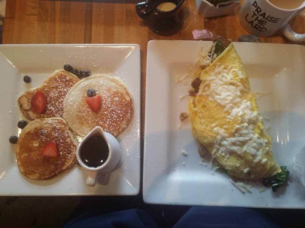 Perfect Pig Grill and Fish House | restaurant | 7 Town Center Loop, Santa Rosa Beach, FL 32459, USA | 8506601591 OR +1 850-660-1591