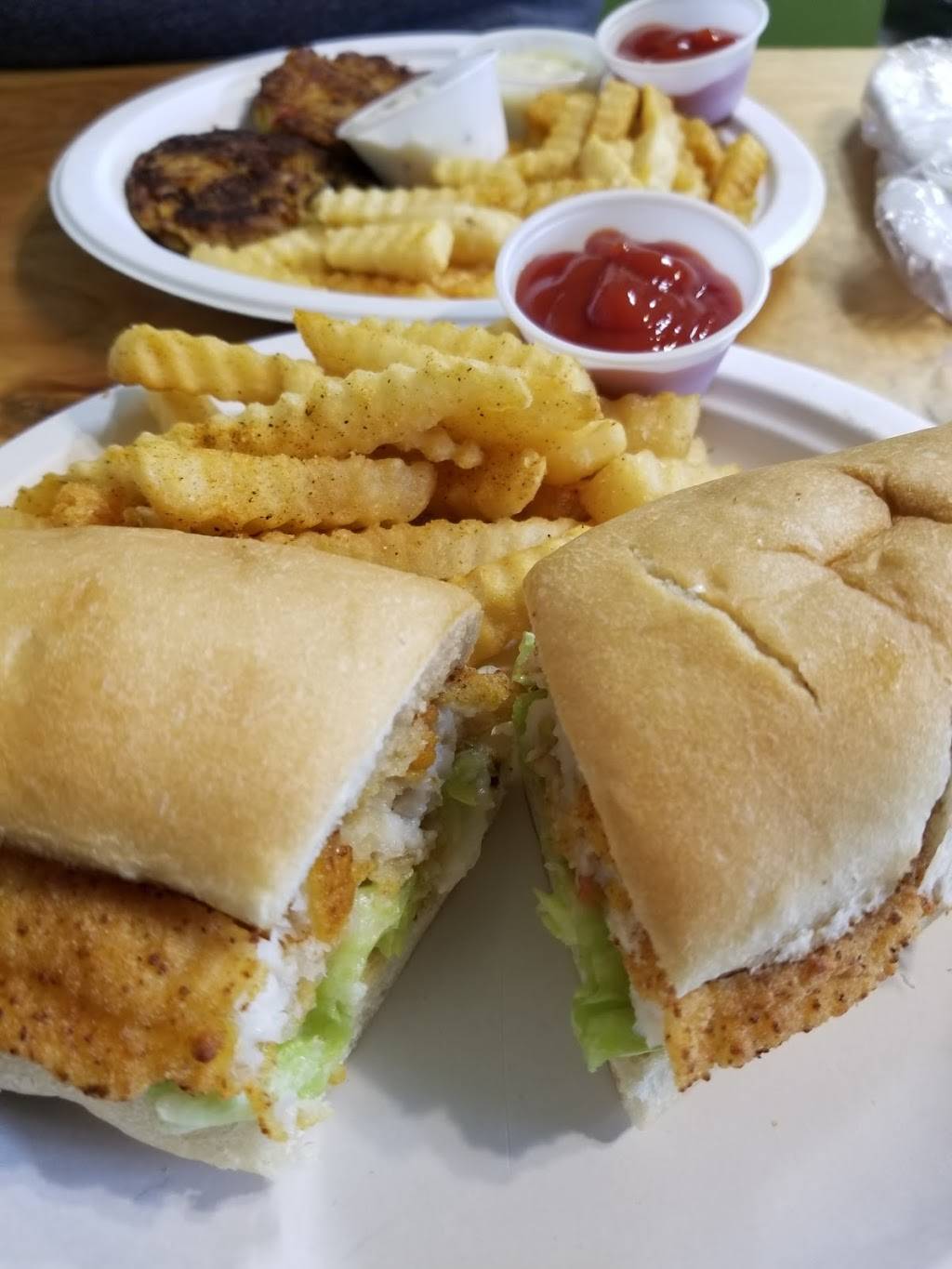 Peggys Place | restaurant | 2682 E Roundbunch Rd, Orange, TX 77630, USA | 4098861115 OR +1 409-886-1115