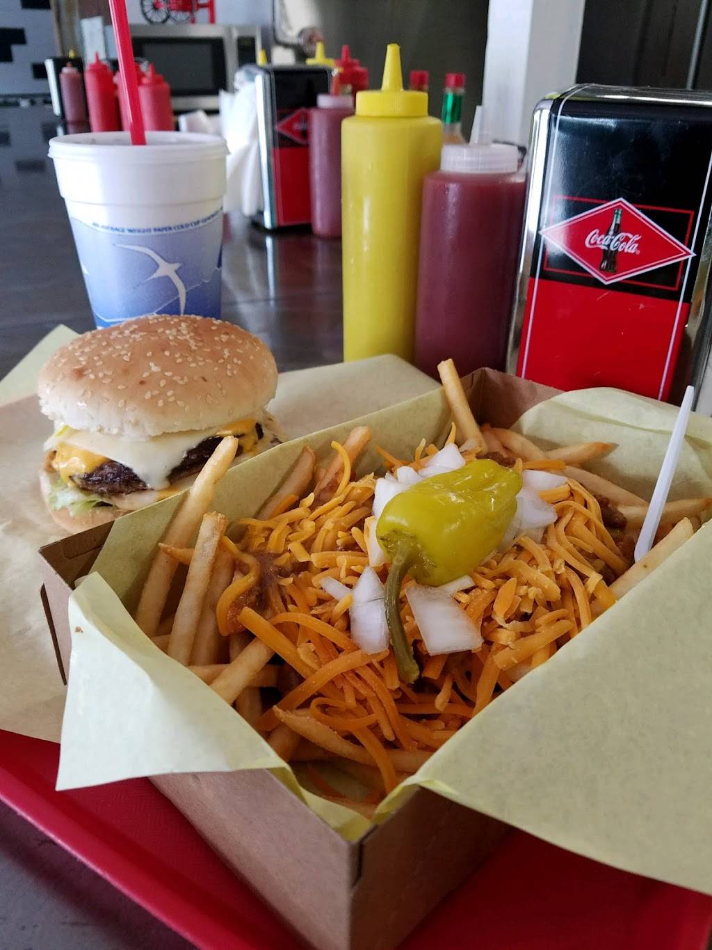 Shoestring Burgers and Beer | restaurant | 5032 Garden Valley Rd, Garden Valley, CA 95633, USA | 5303332400 OR +1 530-333-2400