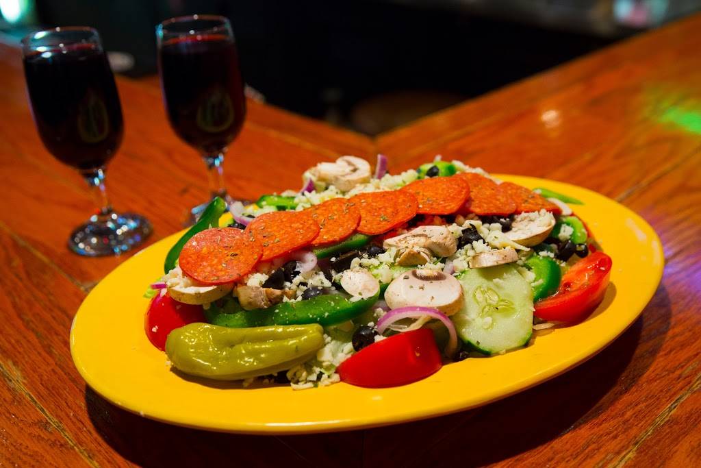 Little Italian Pizza | restaurant | 373 E Bailey Rd, Naperville, IL 60565, USA | 6309838200 OR +1 630-983-8200