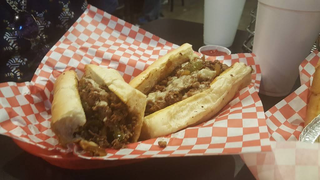 Philie Bs | restaurant | 347 W 6th St, San Pedro, CA 90731, USA | 3105142500 OR +1 310-514-2500