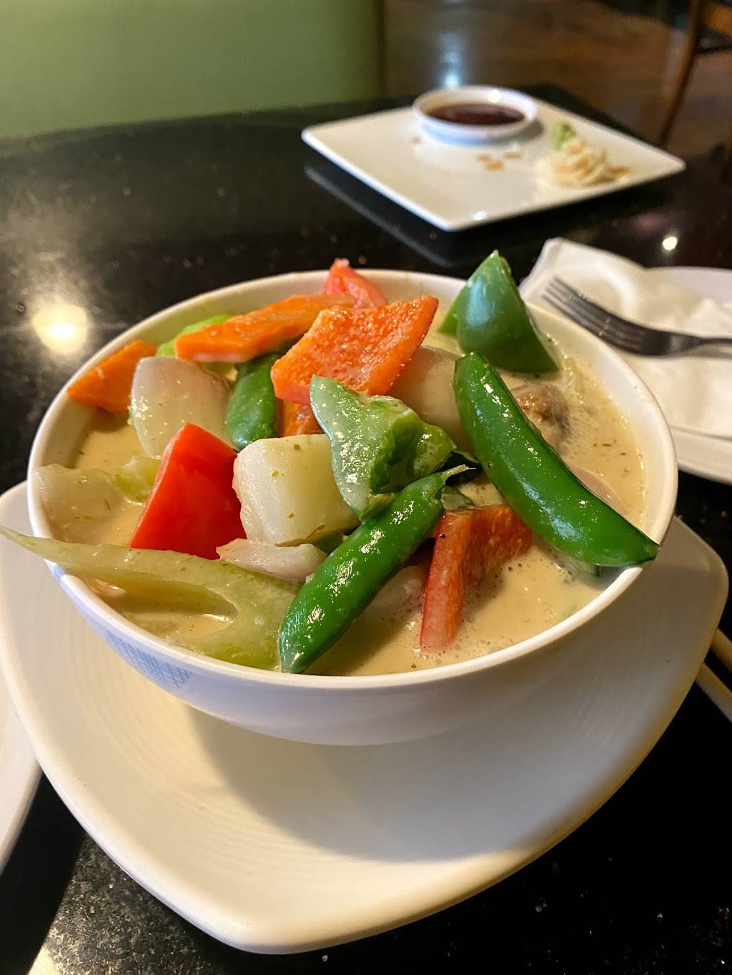 Spicy Thai II | restaurant | 2235 Oneida St, Denver, CO 80207, USA | 3033886300 OR +1 303-388-6300