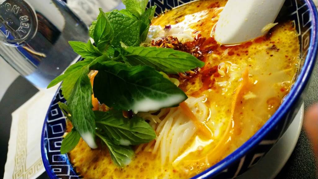 Samsara Southeast Asian Cuisine | restaurant | 4025 Chums Village Dr, Traverse City, MI 49685, USA | 2314866155 OR +1 231-486-6155