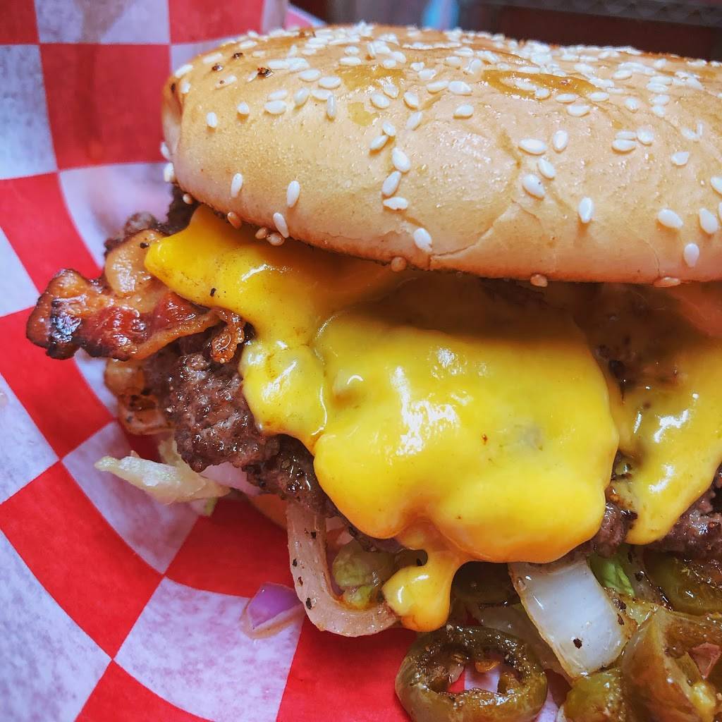 Filés Burgers | restaurant | 543 Ceralvo St, San Antonio, TX 78207, USA | 2102671330 OR +1 210-267-1330