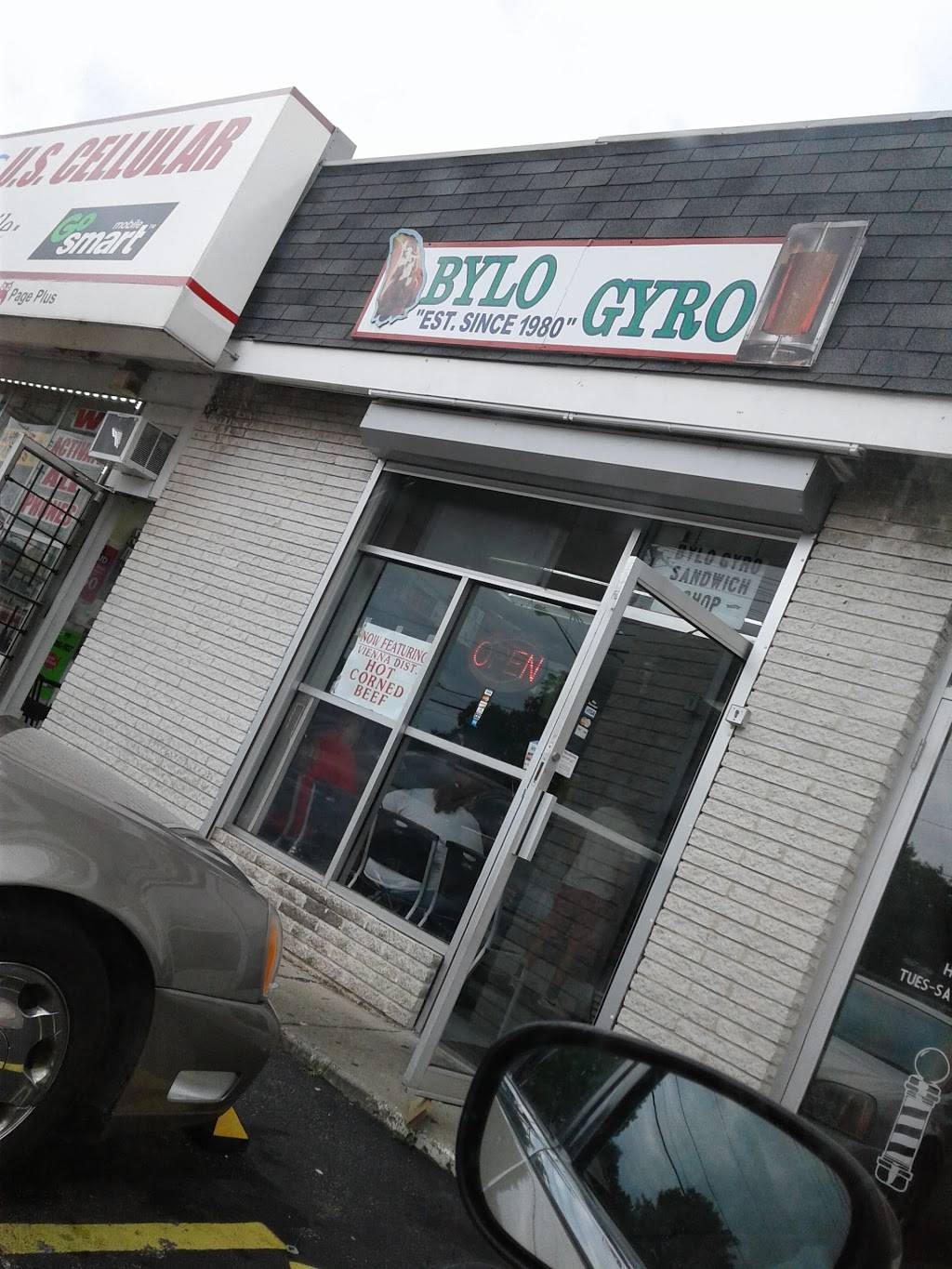Bylo Gyro | restaurant | 14007 Puritas Ave, Cleveland, OH 44135, USA | 2162528670 OR +1 216-252-8670