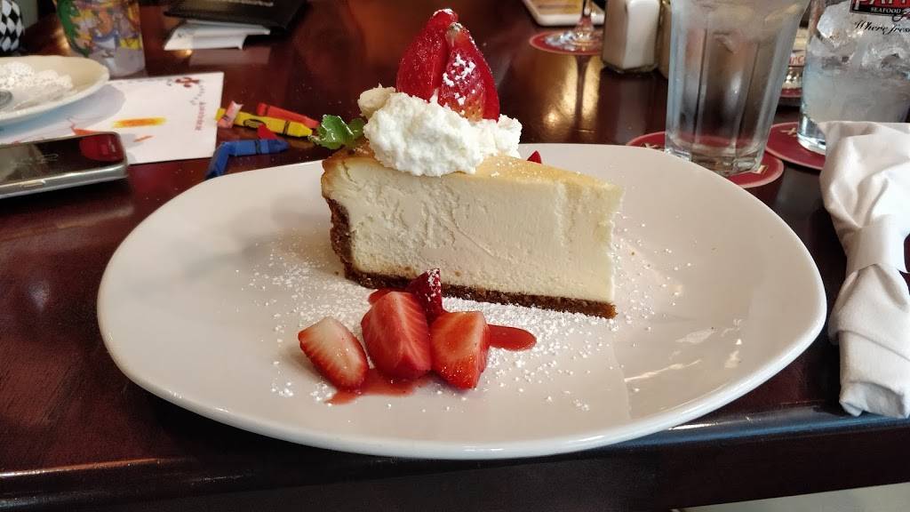 Pappadeaux | restaurant | George Bush Intercontinental Airport (IAH), 3950 S Terminal Rd Space 33, Houston, TX 77032, USA | 2818217684 OR +1 281-821-7684