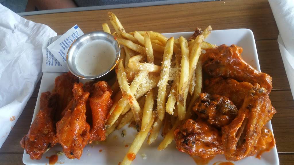 Tilted Kilt Pub & Eatery | restaurant | 12580 Day St, Moreno Valley, CA 92553, USA | 9518072630 OR +1 951-807-2630