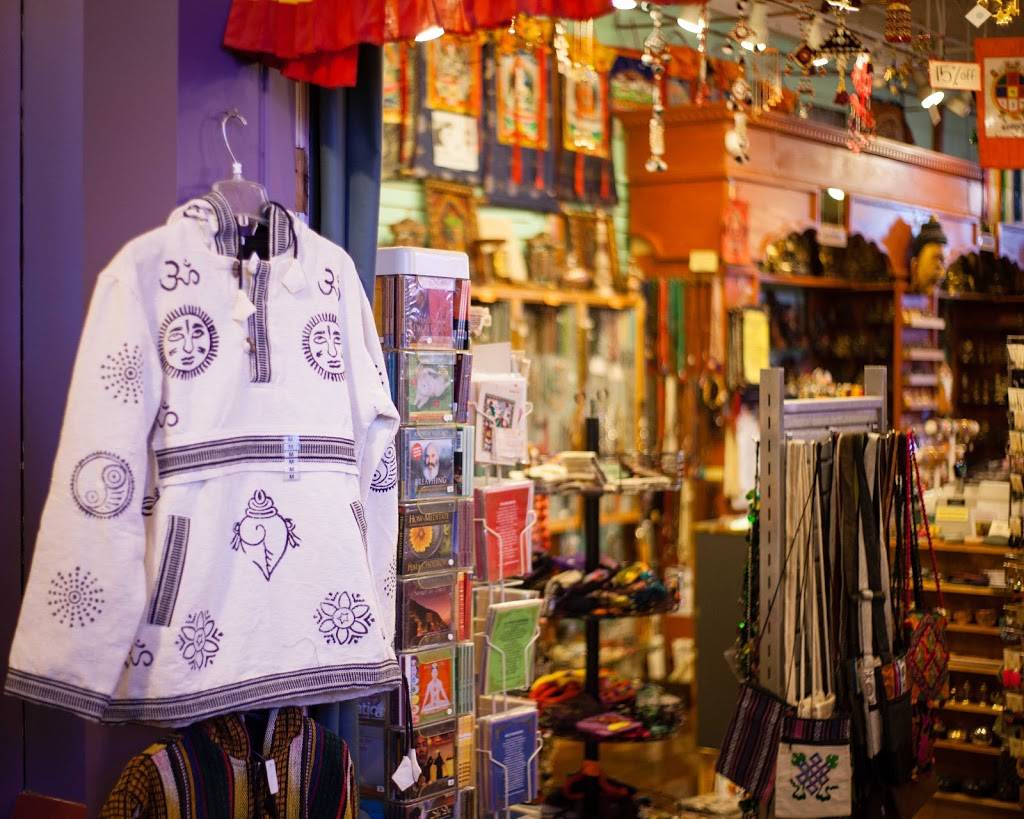 Thornes Marketplace | shopping mall | 150 Main St, Northampton, MA 01060, USA | 4136505928 OR +1 413-650-5928