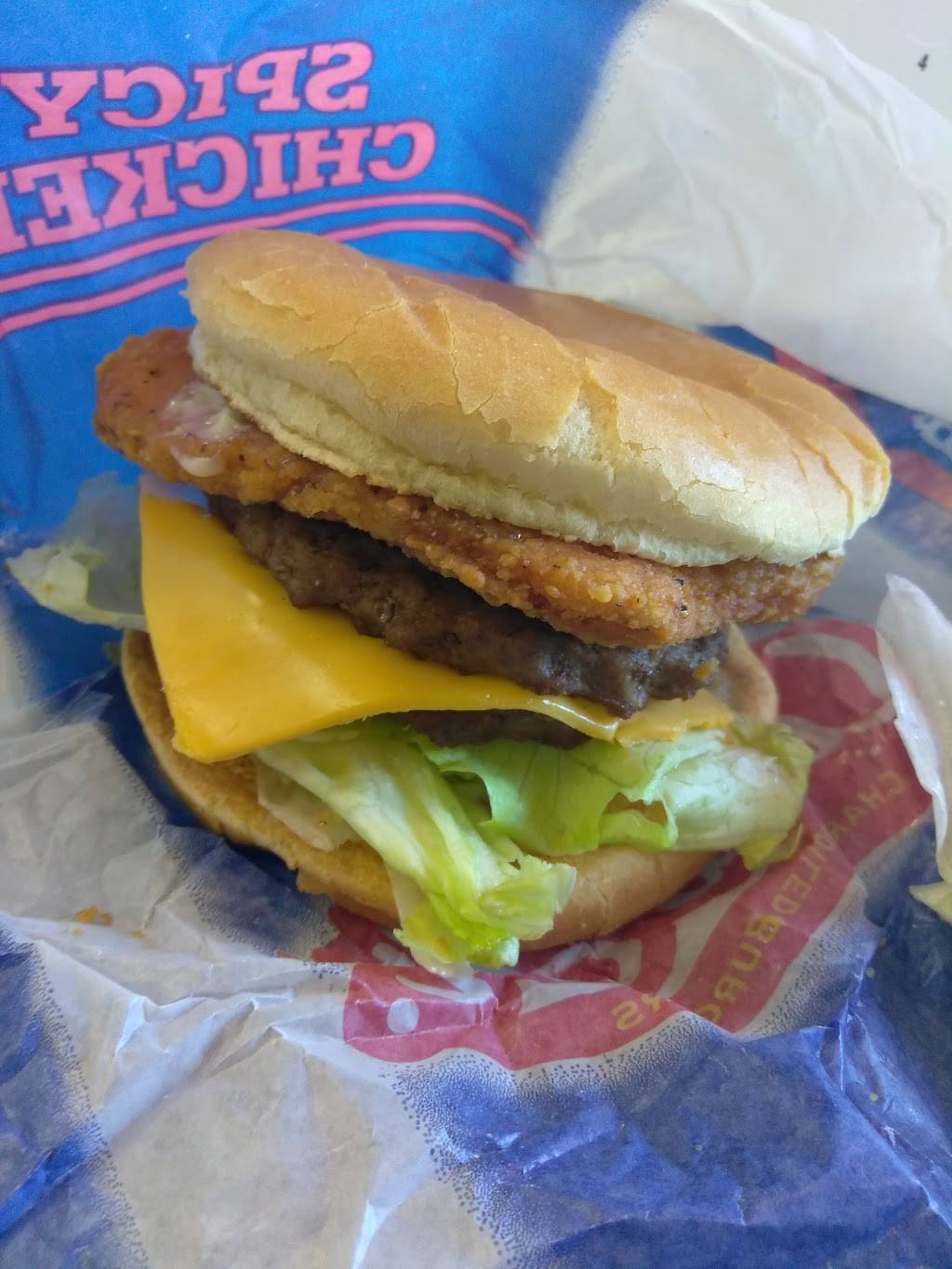 Carls Jr. | restaurant | 2320 E 4th St, Los Angeles, CA 90033, USA | 3232622603 OR +1 323-262-2603