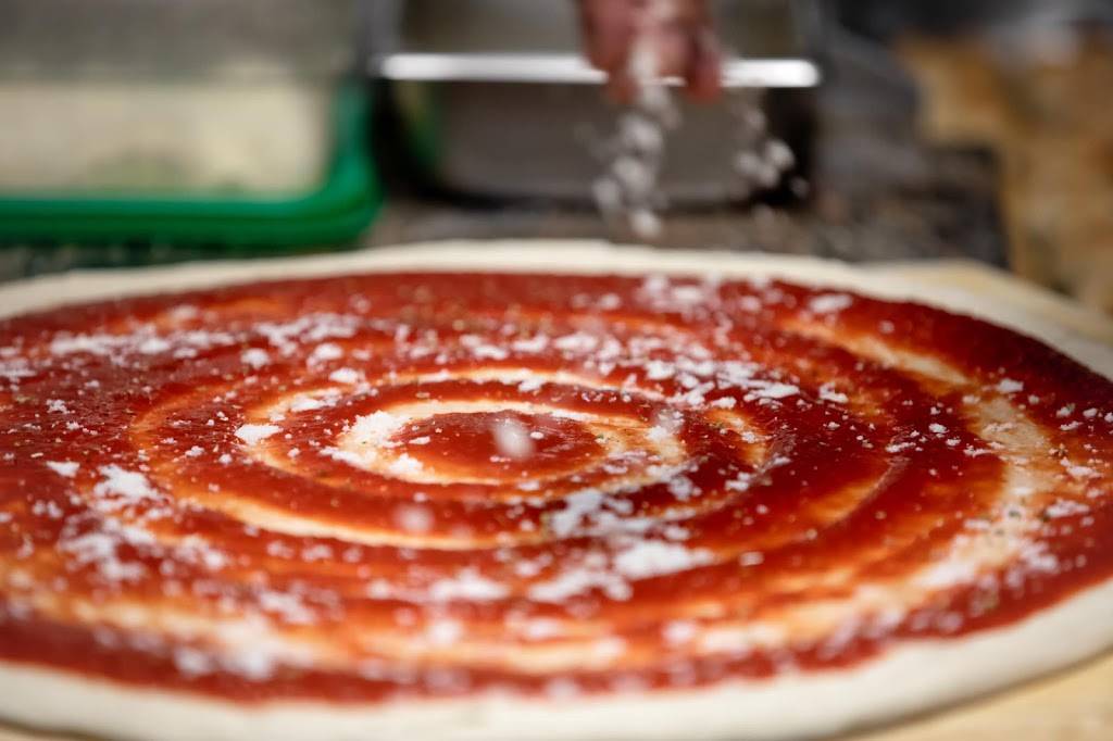 Mijos Pizza | restaurant | 427 Lake Ave, Colonia, NJ 07067, USA | 7323822992 OR +1 732-382-2992