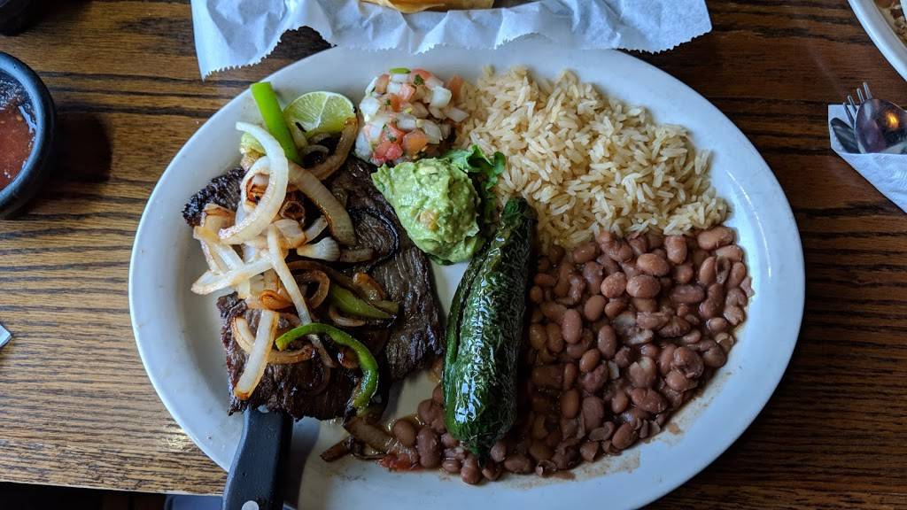 Pecinas Mexican Cafe | restaurant | 316 S Choctaw Ave, El Reno, OK 73036, USA | 4052621909 OR +1 405-262-1909