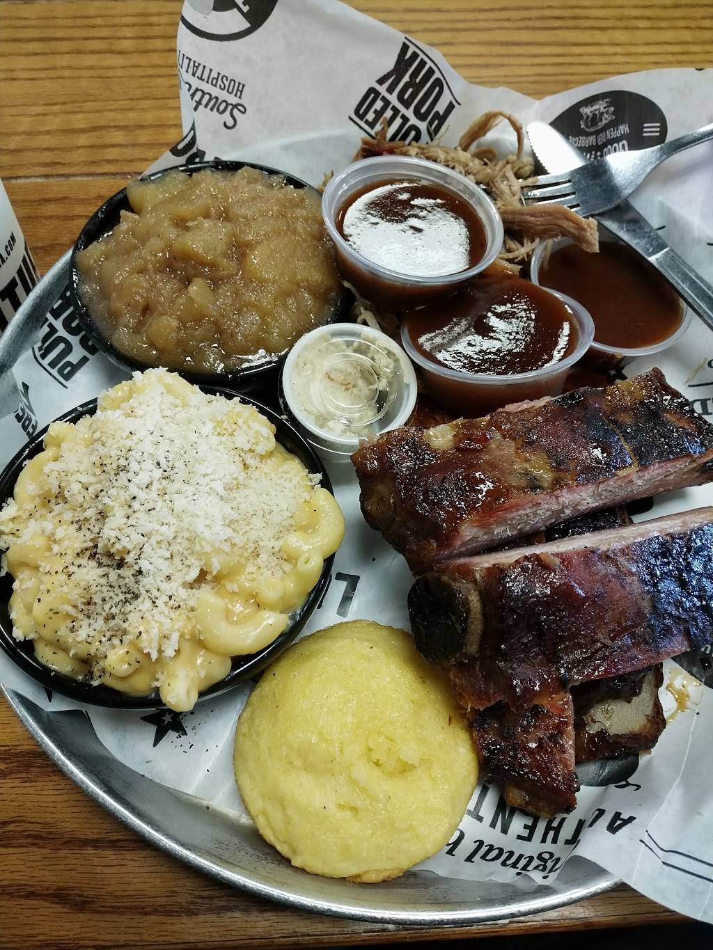 Old Carolina Barbecue Company | restaurant | 620 Ridgewood Crossing Rd, Fairlawn, OH 44333, USA | 3306654222 OR +1 330-665-4222