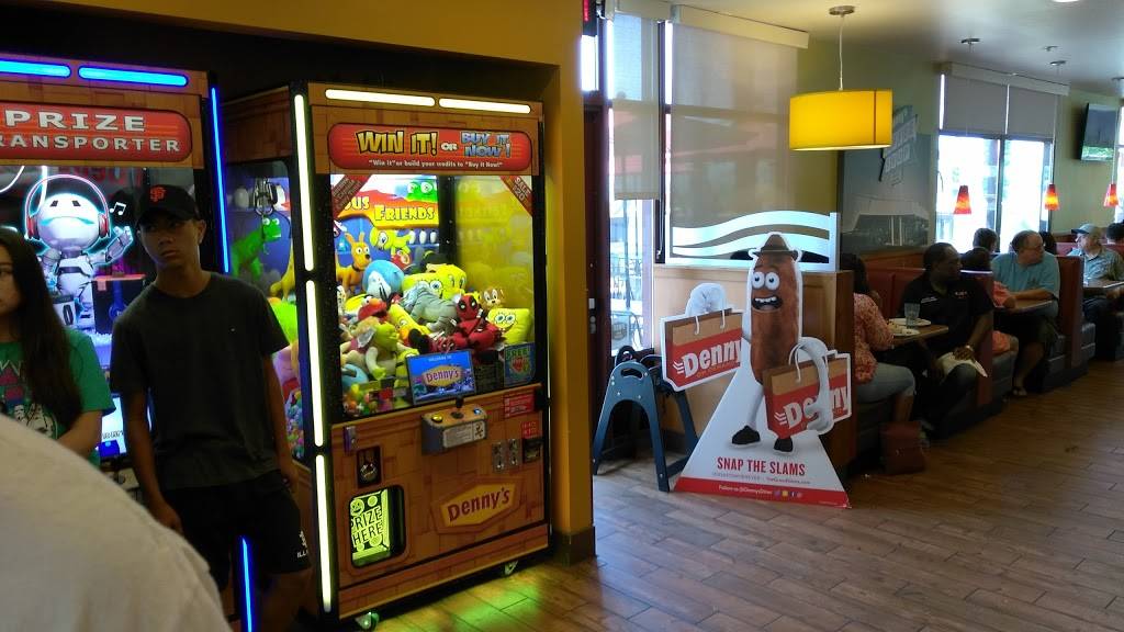 Dennys | restaurant | 2110 Birch Rd, Chula Vista, CA 91915, USA | 6195005724 OR +1 619-500-5724