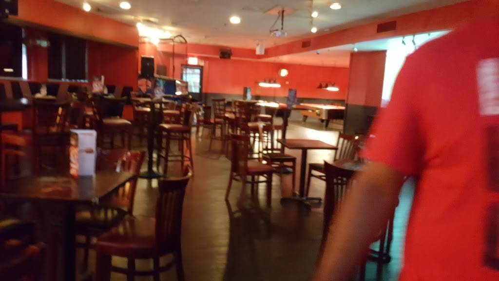 White Castle | restaurant | 9808 Rockaway Blvd, Ozone Park, NY 11417, USA | 7186416870 OR +1 718-641-6870