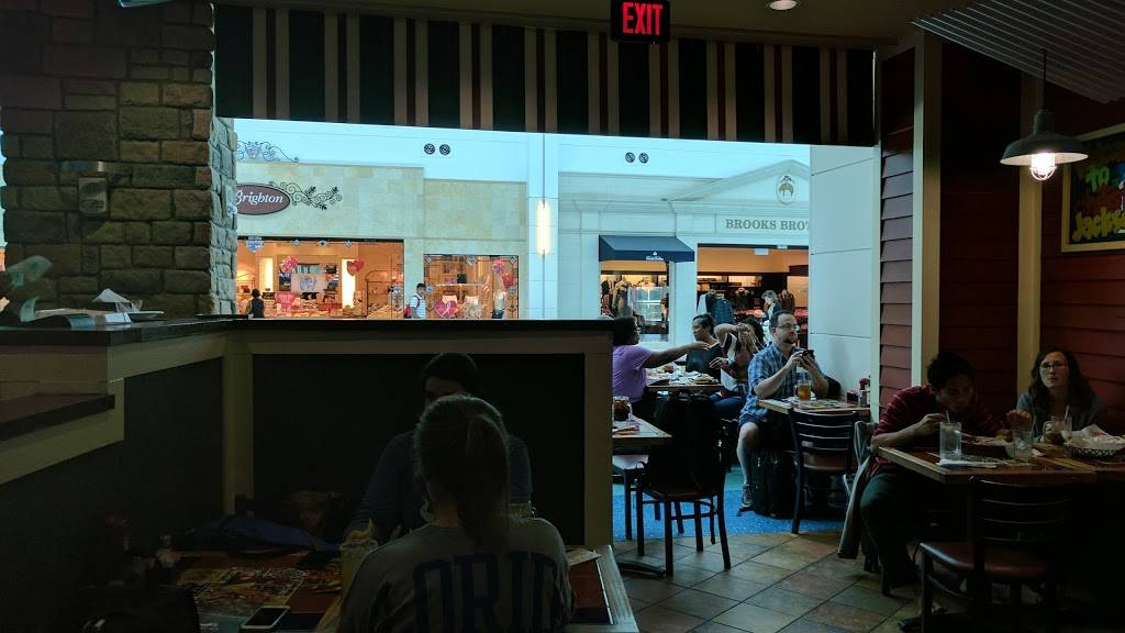 Chilis Grill & Bar | meal takeaway | 2400 Yankee Clipper Dr #206, Jacksonville, FL 32218, USA | 9047410040 OR +1 904-741-0040