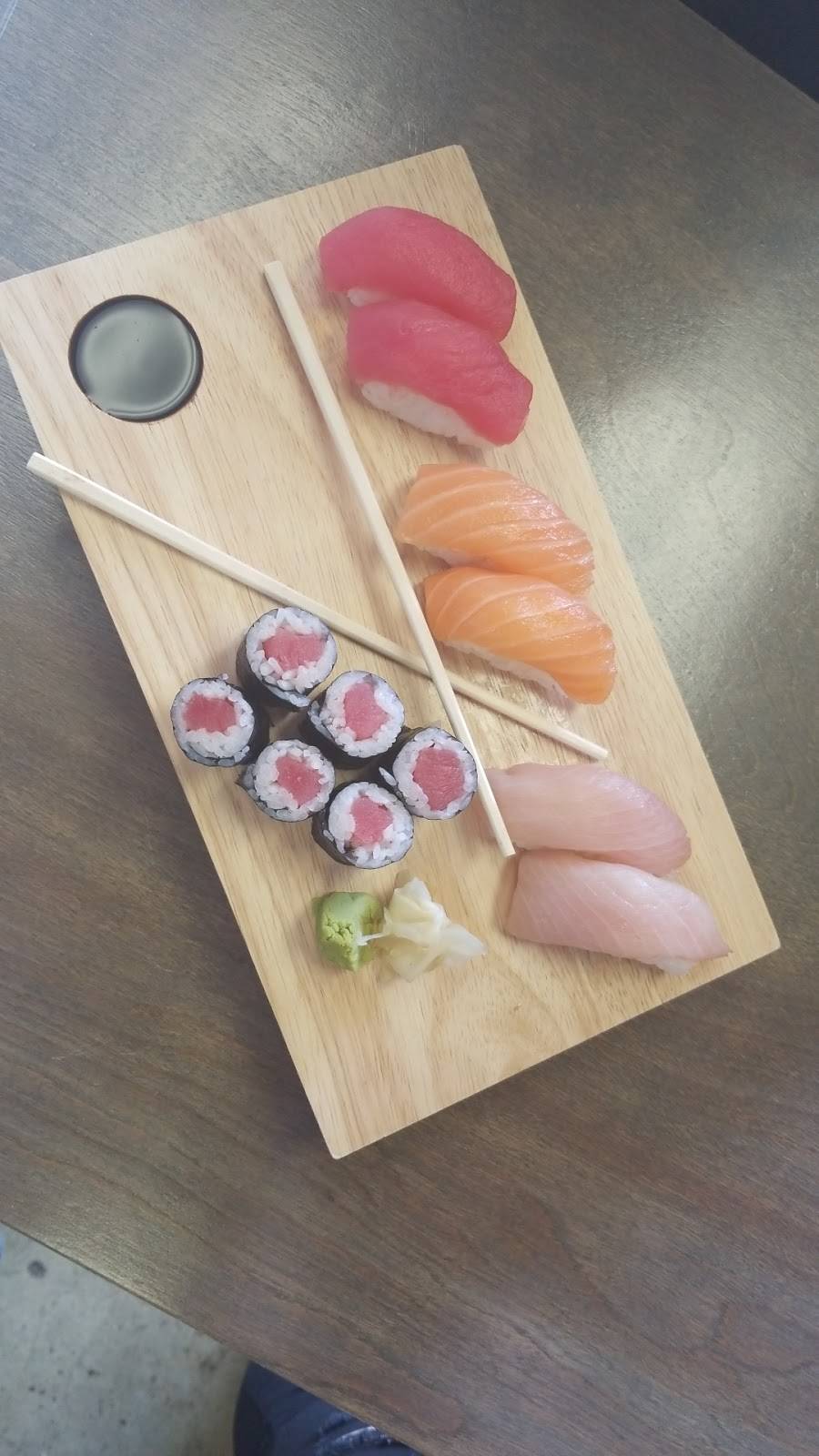 Bar Sushi | restaurant | 2169 S Green Rd, Cleveland, OH 44121, USA | 2169202224 OR +1 216-920-2224