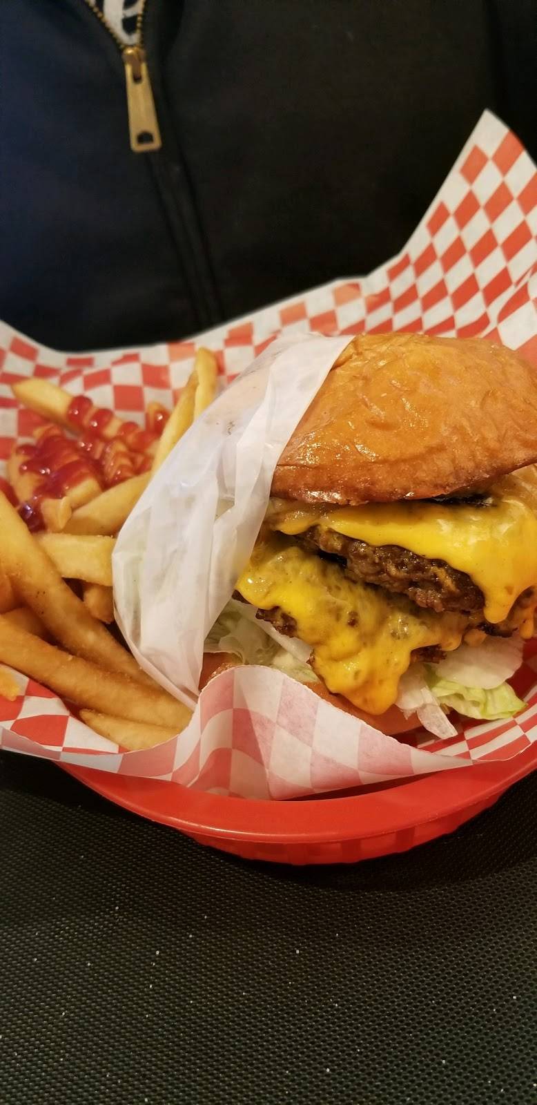 Take 3 | restaurant | 1230 Fulton St, Fresno, CA 93721, USA | 5594890490 OR +1 559-489-0490